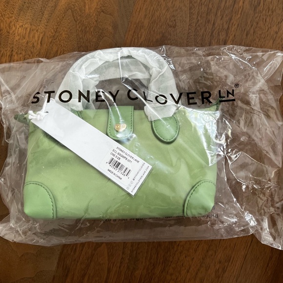 NWT STONEY CLOVER LN Pouchette Green Nylon Crossbody Bag - Picture 2 of 4